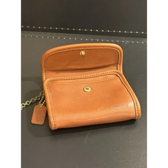 Vintage Coach Brown Leather Keychain Wallet - Picture 8 of 9